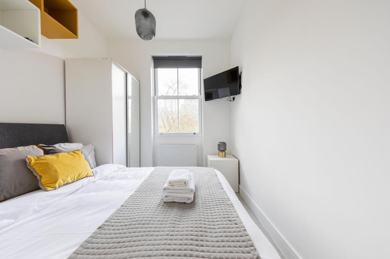 Cozy Ensuite Bedroom For Two Near Tufnell Park London Exterior foto