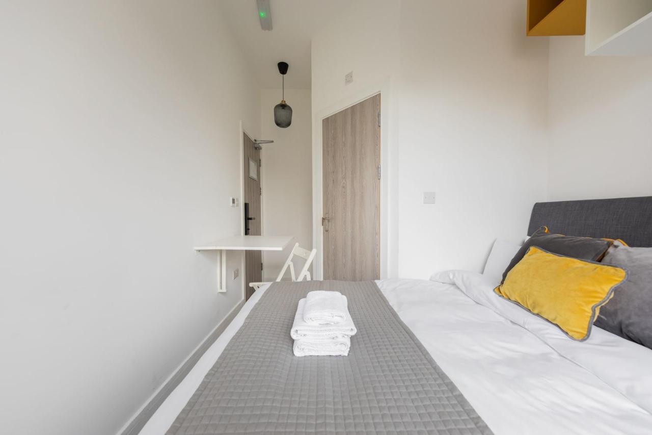 Cozy Ensuite Bedroom For Two Near Tufnell Park London Exterior foto