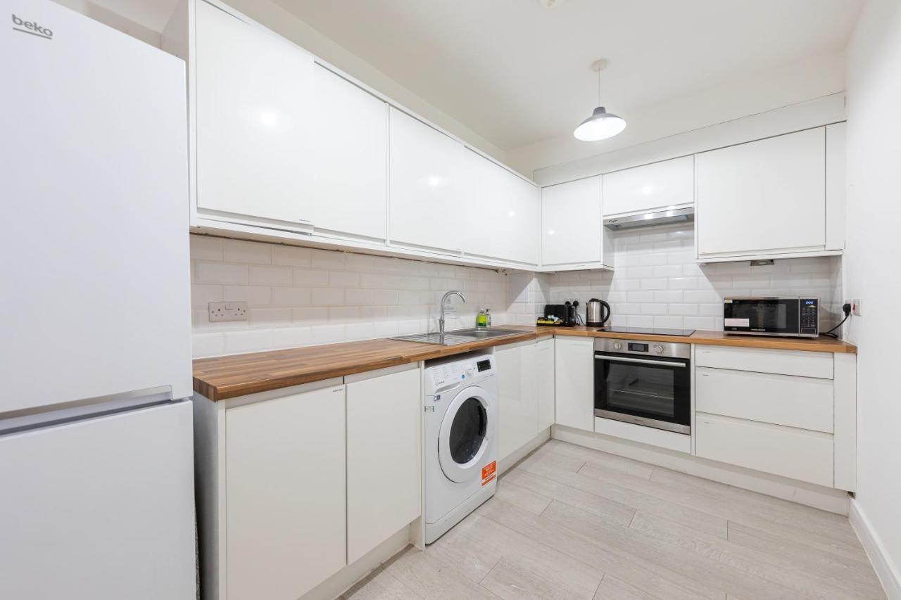 Cozy Ensuite Bedroom For Two Near Tufnell Park London Exterior foto